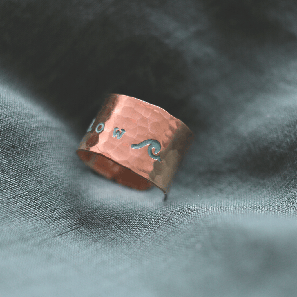Allow 🌊 Small Cuff Ring [Adjustable Band]